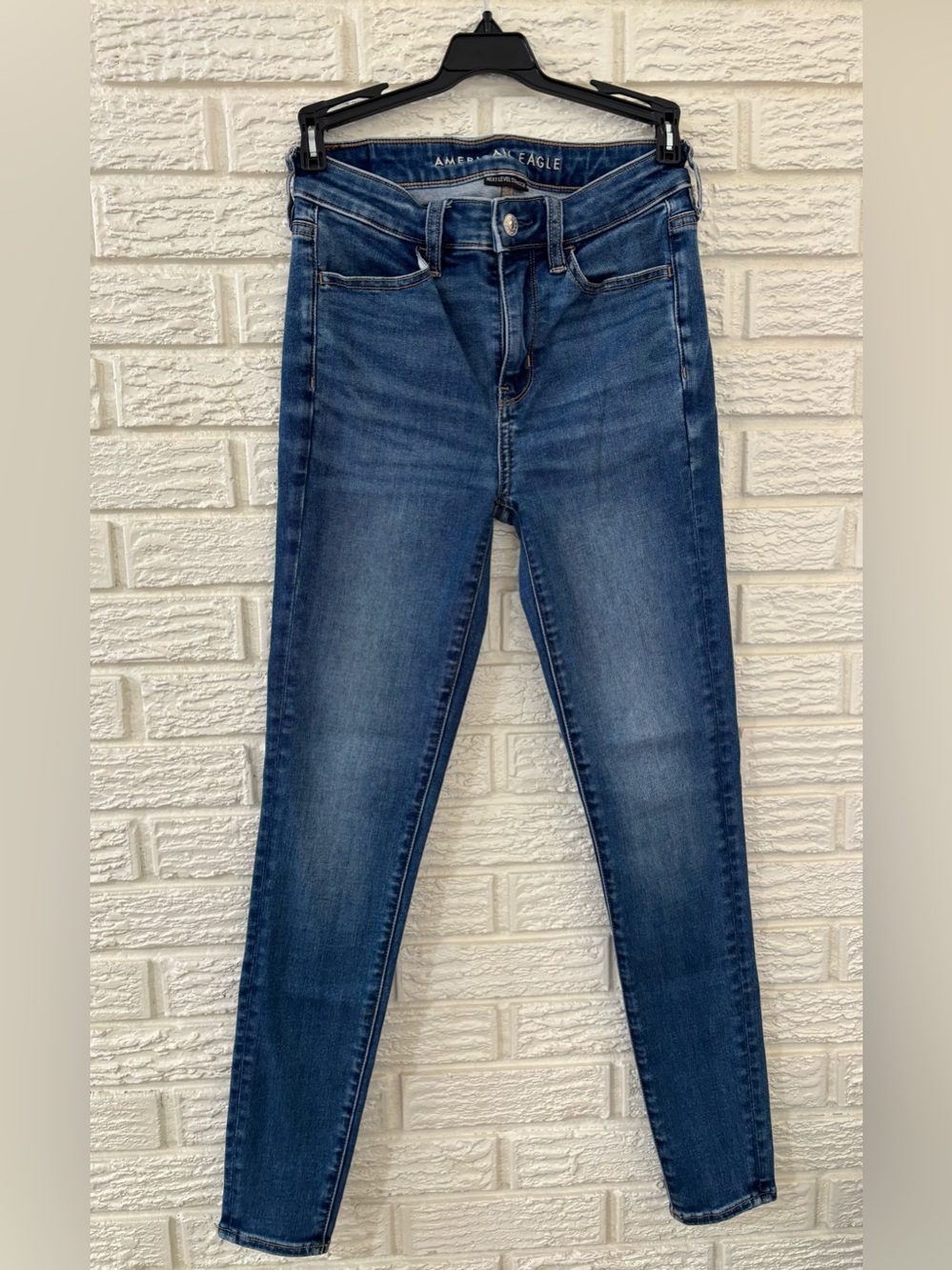American Eagle Next Level Stretch Hi Rise Jegging Medium Wash Size 2